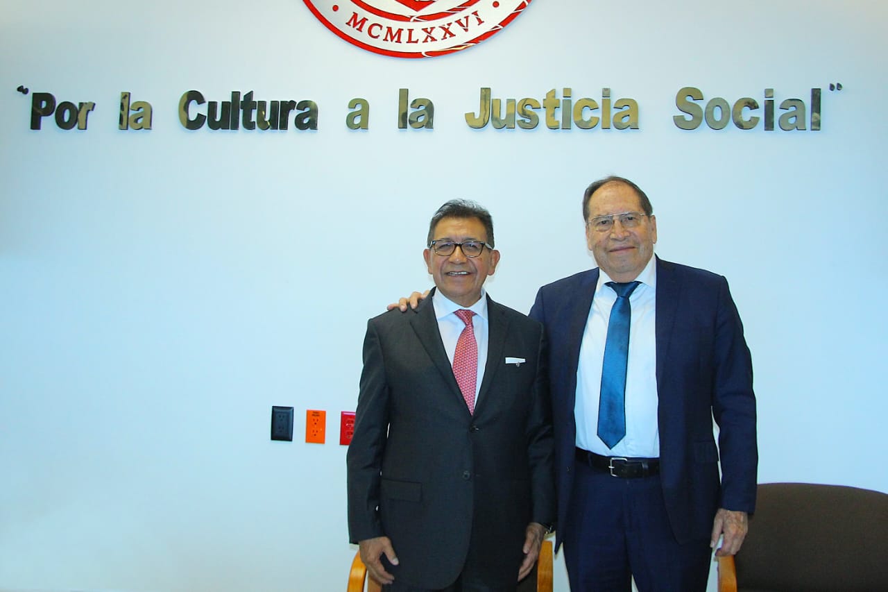 Alejandro Palma Suárez es electo por unanimidad como Rector de la UATx
